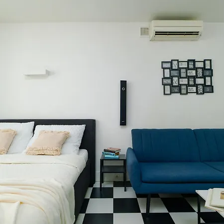 Lyna - Gold Apartamento